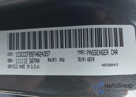 2015 Chrysler 200 Lx z USA, uszkodzony, nr VIN 1C3CCCFB5FN624357